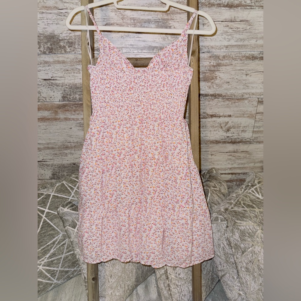 Pink floral mini dress - Picture 5 of 7